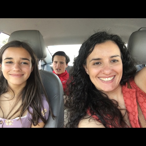 Meet your Posher, Lindsay - Picture 4 of 4